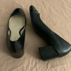 Beautiful Cole Haan black pumps size 6.5. Worn once.